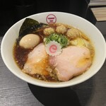 横浜中華そば 維新商店 本店 - 