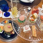 ダイニング＆カフェ ランデブーラウンジ - 