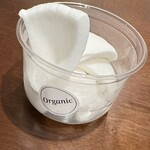 Whole Foods Market - 料理写真:Organic Coconut