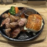STEAK&HAMBURG ひげ 南6条店 - 