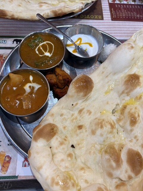 Indian Restaurant & Bar GANGA Nakano Shinbashi Ten