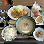 鵜戸民宿 ドライブイン - 鵜戸定食1320円　凄いボリュームだった。