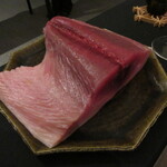 日本料理 TOBIUME - 鐘崎のヨコワマグロのブロック