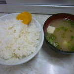 Oshokujidokoro Mori - めし中、味噌汁