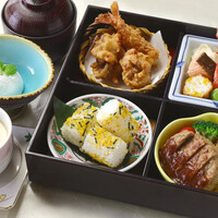 和食お子様膳/前日の昼12時までに要予約　¥2,200 / ¥3,300