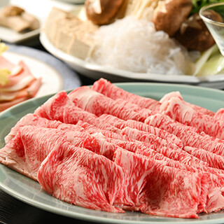 黒毛和牛をお好みの料理で楽しめる。完全予約制のコースもご用意