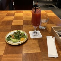 ザ・ガーデンオリエンタル・大阪 - トマトソーススパゲッティとブランドオレンジジュースを注文、税別1,700円ジュースは別