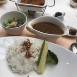 カフェ 赤い鼻 - 