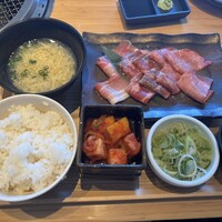 焼肉 ギュウトピア - 