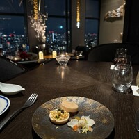 DINING & BAR TABLE 9 TOKYO - 