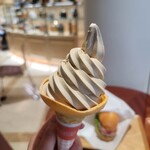 ROYAL CRYSTAL COFFEE - 