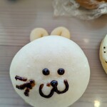 SUMOMO BAKERY - 料理写真:うさぎさん、チョコチップ入り
