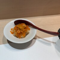 新宿 鮨 よこ田 - 雲丹とトビコ