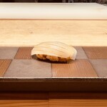 すしと天ぷら 坂本 - 明石ハリイカ250円