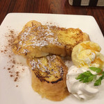 三番館 - バゲットフレンチトースト