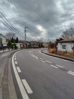 ます栄食堂 - お店の前の通りです