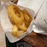 モスバーガー  アトレ品川店 - 