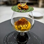 鉄板焼 Tsumugi - 今回の「Tsumugi Course」は、スターターとメインがチョイス出来るプリフィクス。普段なら鉄板焼野菜を選んじゃいそうだけれど、人参のムースの勝ちww