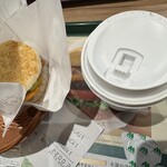 モスバーガー  アトレ品川店 - 