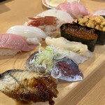 佐渡 廻転寿司 弁慶 佐渡本店 - 