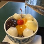 甘味処 彦いち - 白みつをかけていただきます