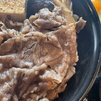 松阪牛 よし田 - 松坂牛すき焼き丼(2,600円)大盛り