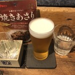 麹町いづみや しろ - あがりビール ・なとり焼きあさり