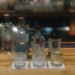 バー ミヤオ - ① 長野駒ヶ根：養命酒酒造：香の森
② 長崎五島：五島ジン：試験蒸留
③ 岐阜郡上八幡：アルケミエ：鬼谷（ONNDANI）