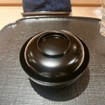 礒田 - お椀の登場