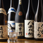 Hidariuma - 焼酎や日本酒の種類豊富です！