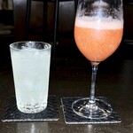 E,VE - モヒートといちごのカクテル