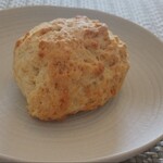 ショウゾウ コーヒー ストア 北青山店 - プレーンスコーンがやっぱりはNo.1。変わらない優しいお味