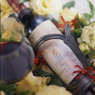 【ソムリエがいる】厳選されたヴィンテージワインの数々