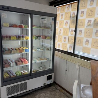 美味料理研究所 ぷりんやさん_2