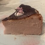 No.25 - 桜のバスクチーズケーキ