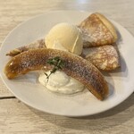 No.25 - 雨の日限定クレープ|バナナシュガークレープ