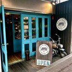 Pane Ho Maretta - メインカラーがターコイズブルーというだけで
                                もう既にこちらのお店のファンです(*´艸`)笑