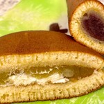 玉川屋 - うぐいす餡の「バターどら焼き」とこし餡の「昔ばなし」