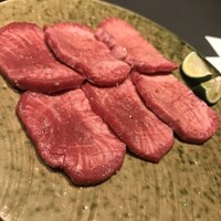 焼肉 展 - 