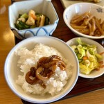 佐竹旅館 - イカの醤油漬け。