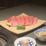 焼肉 展 - 