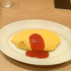 オムライスの店 卵と私 - 洋風屋さんのオムライス (税込)950円 ※角度を変えて(2025.04.03)