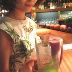 バーアルディ - 彼女は巨砲のカクテルおいらはジンリッキー　2014/7月