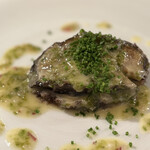 表参道うかい亭 - 
      うかい亭スペシャリティ 鮑の岩塩蒸し