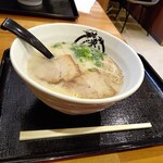 東龍軒 - 料理写真:ラーメン