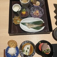 和食 いぶり別邸 新橋店 - 