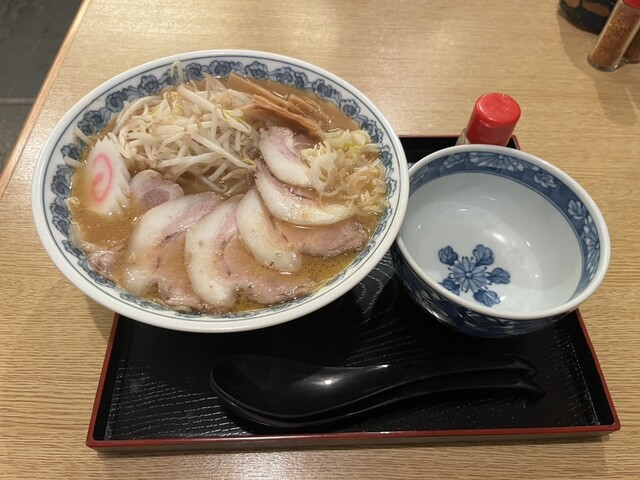 丸二 - 羽後町その他（日本料理）の写真