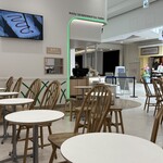 千本松牧場 - 内観