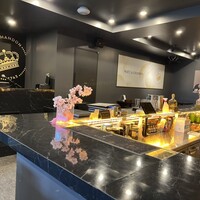 R1 TOKYO Bar&Restaurant - 