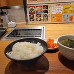 精肉店直営 焼肉定食 やまと - 